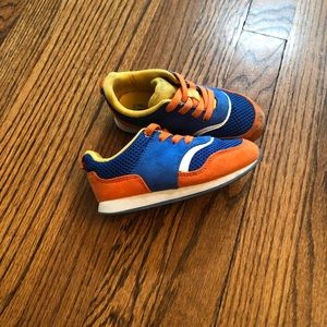 🎉SOLD🎉 Boys GAP Retro Sneakers Tennis Shoes